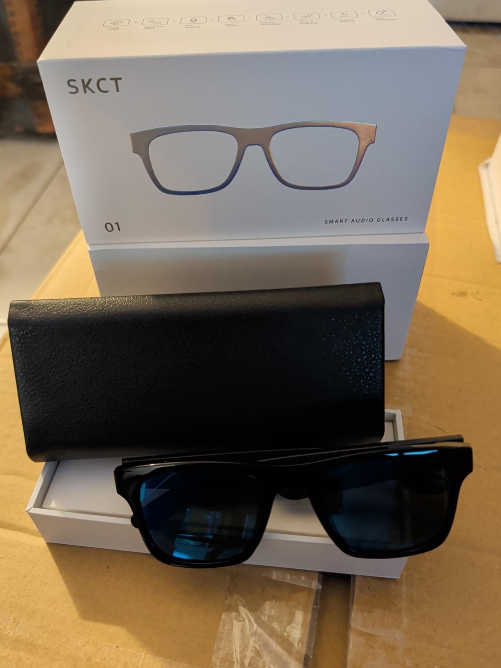 SKCT Smart Audio Sunglasses in Black with Blue Lenses